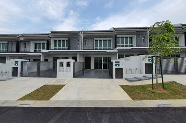 Serenia Adiva @ Serenia City