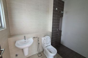 Serenia Adiva @ Serenia City