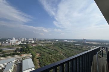 LakeFront Residence Cyberjaya