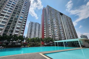 PR1MA Lakefront Homes