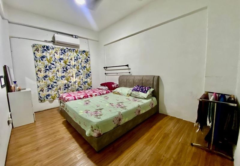 Pangsapuri Seri Proton