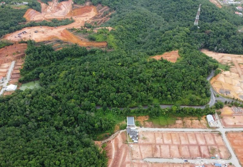 Desa Pinggiran Putra