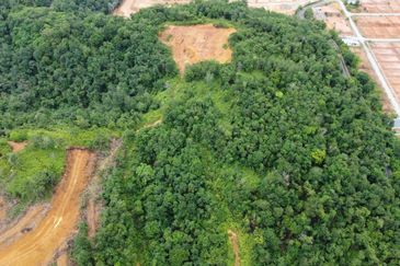 Desa Pinggiran Putra