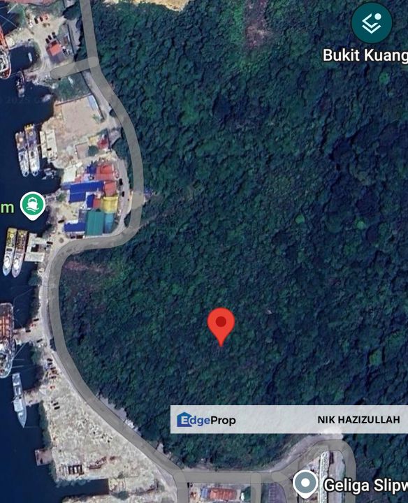 Tanah Tepi Laut Atas Bukit 7min dari Bandar Kemaman, Terengganu, Kemaman