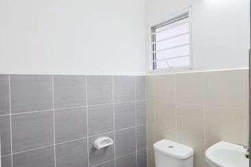 Residensi Laguna Biru 2