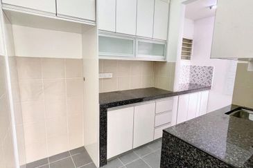 Residensi Laguna Biru 2