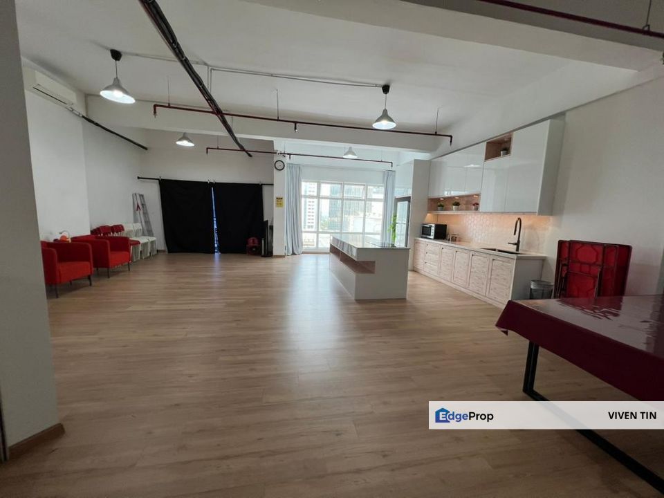 Urgent Sale office unit in VSQ PJCC, Selangor, Petaling Jaya