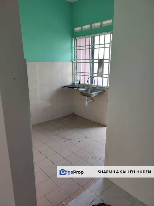 DOUBLE STOREY MEDIUM COST (BUMILOT) TAMAN WAWASAN, KULAI - FOR SALE, Johor, Kulai