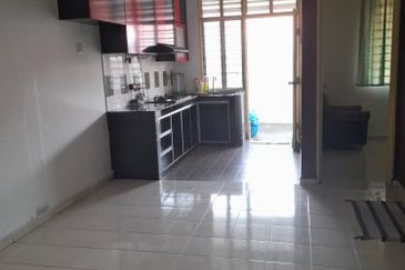 SINGLE STOREY TERRACE - TAMAN SRI IMPIAN, KLUANG (BUMILOT) FOR SALE