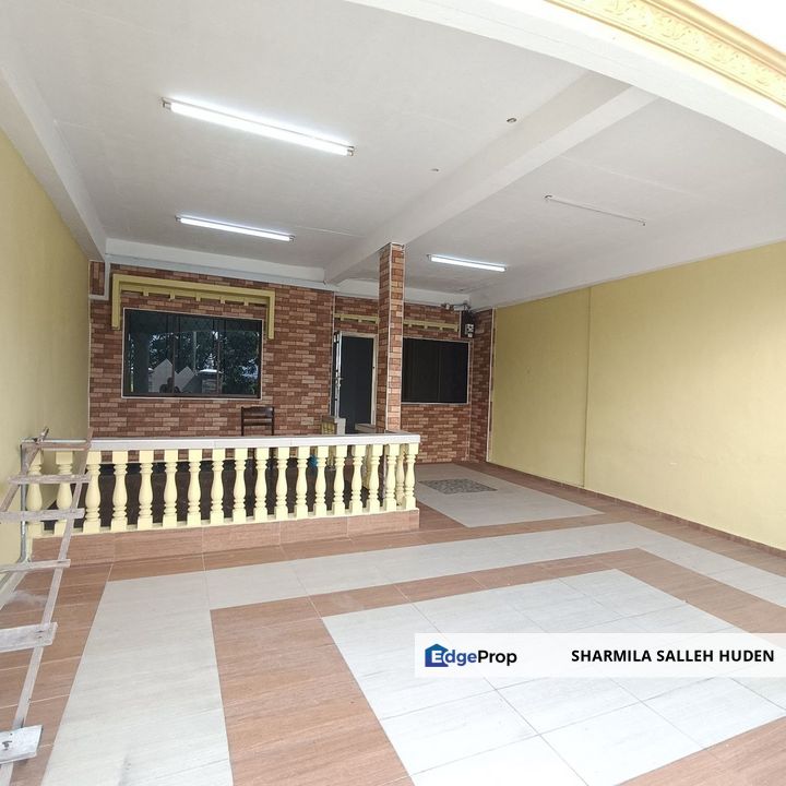 SINGLE STOREY TERRACE (RENOVATED) TAMAN UNIVERSITI FOR SALE, Johor, Skudai
