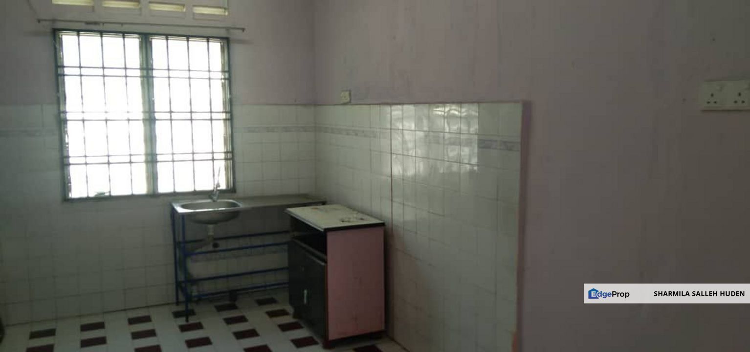 FOR SALE - SERI ALAM 2 STOREY TERRACE MEDIUM LOW COST, Johor, Masai