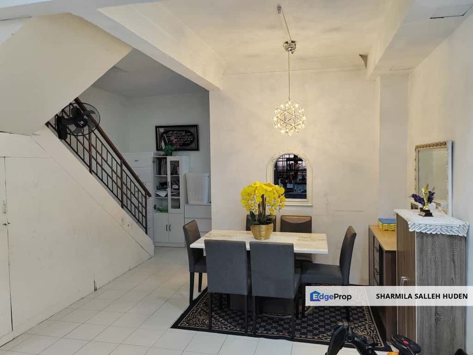 Taman Scientex Jalan Kijang Teres Dua Tingkat Kos Sederhana Untuk Dijual, Johor, Pasir Gudang