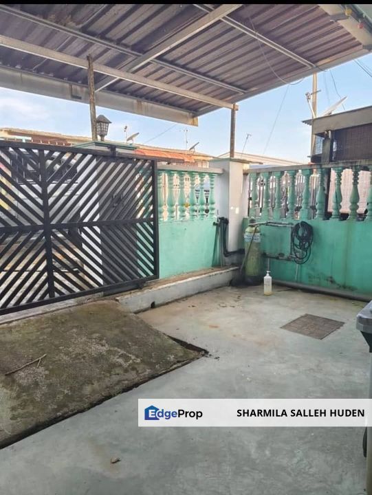 Taman Dahlia Single Storey Low Cost Renovated For Sale , Johor, Tampoi
