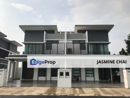 (Istimewa Pembeli Rumah Pertama) 20x75 Pegangan Bebas 2 Tingkat 2200sq Bandar Enstek, Negeri Sembilan, Seremban