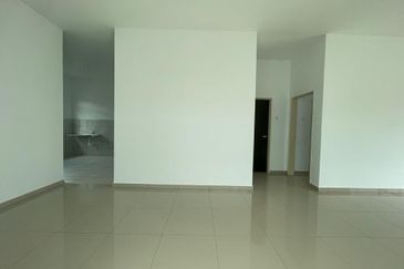 (RM1.5k Monthly Installment) New Single Sty 20x70 4Room Mantin