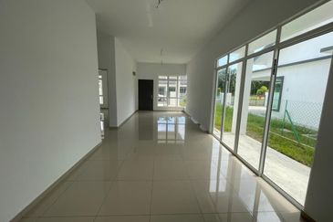 (Installment Only 1.5k)20x70 New Semi-d concept Single Sty 1400sq Mantin