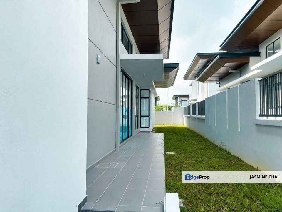 (Concept Banglow) 100% Pinjaman 22x70 Rumah Satu Tingkat Linggi, Port Dickson, Negeri Sembilan, Linggi