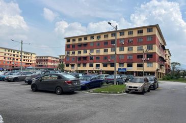 Flat Temenggong, Bandar Indahpura