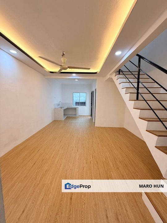 Segamat ,Bandar Putra ,Jalan Putra 2/2 ,Rumah 2 Tingkat Kos Rendah Untuk Dijual , Johor, Segamat