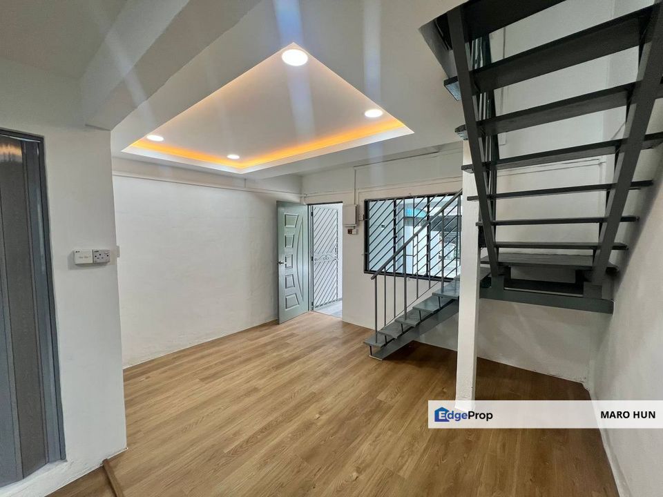 Senai ,Taman Senai Jaya ,Double Storey Low Cost Extra 6 Feet Land, Johor, Senai