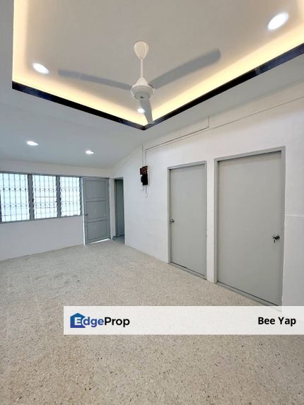 Ayer Hitam Taman UPC Jalan Gemilang, Rumah Murah 1 Tingkat 3 Bilik, Single Storey Low Cost House For Sale, Johor, Ayer Hitam