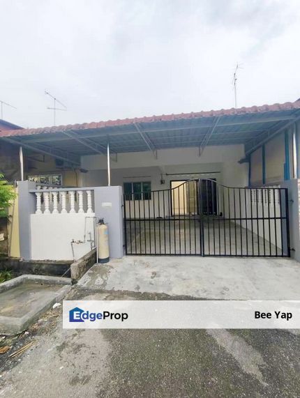 Ayer Hitam Taman Mekar Air Hitam, Johor, Ayer Hitam