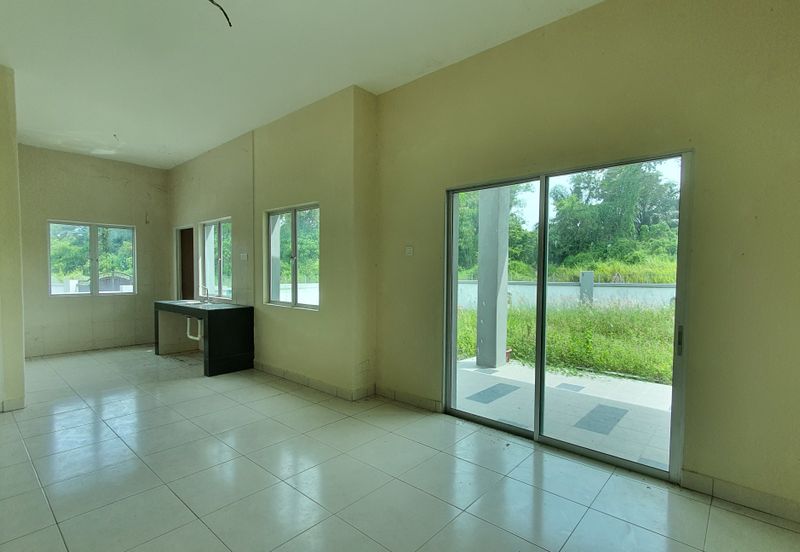 Rumah Teres Setingkat Gated & Guarded di Taman Pusing Delima, Pusing Perak for Sale