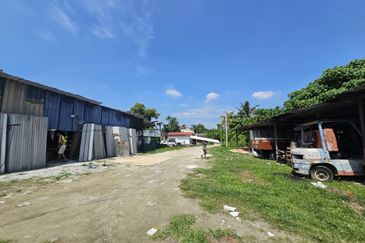 [Below Market], Open Title Residential Land, Jalan Lorong Bistari 3, Kampung Sri Aman Bistari, Puchong Selangor for Sale