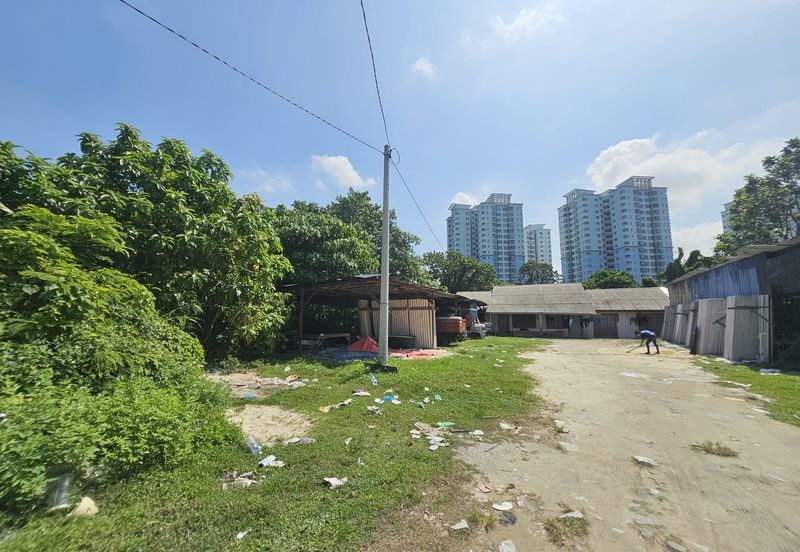 [Below Market], Open Title Residential Land, Jalan Lorong Bistari 3, Kampung Sri Aman Bistari, Puchong Selangor for Sale