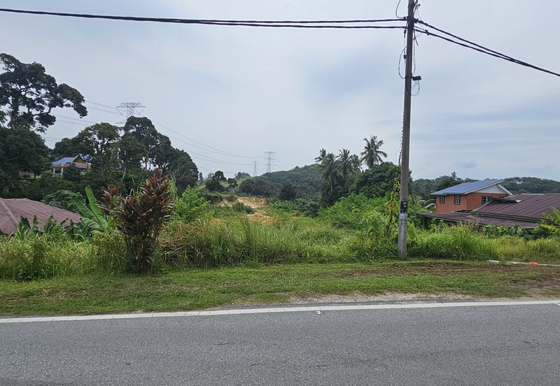 Tanah Tepi Jalan 1.92 ekar Sungai Buah, Dengkil, Selangor Untuk di Jual.