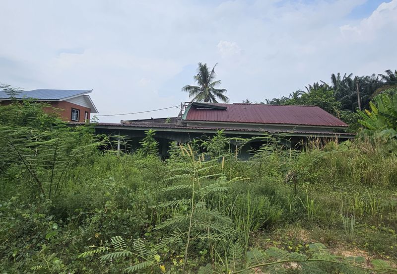 Tanah Tepi Jalan 1.92 ekar Sungai Buah, Dengkil, Selangor Untuk di Jual.