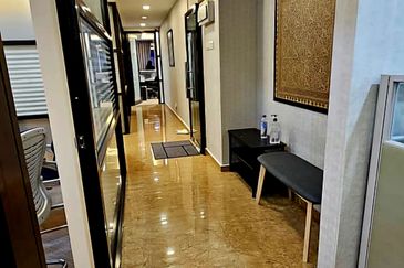 Exclusive Fully Furnished Office, Bangi Central, Seksyen 9, Bandar Baru Bangi, Selangor for RENT SEWA