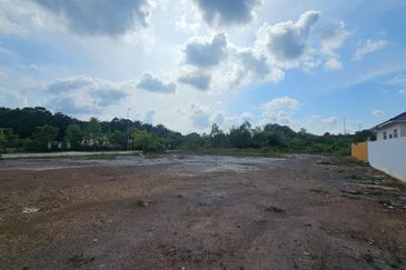 Tanah Lot Banglo Taman Ambassador Village Durian Tunggal, Alor Gajah Melaka Untuk DiJual / Sale