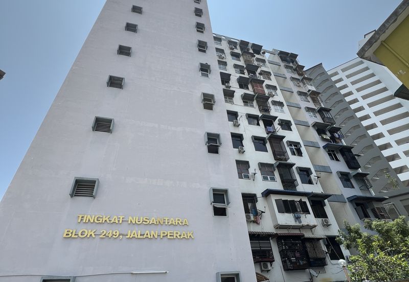 Tingkat Nusantara, Jelutong, Lokasi Strategik