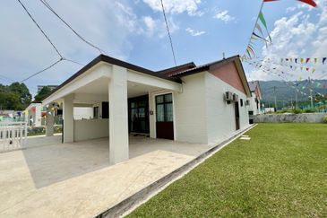 Semi D 1 Tingkat, 4 Bilik di Bedong