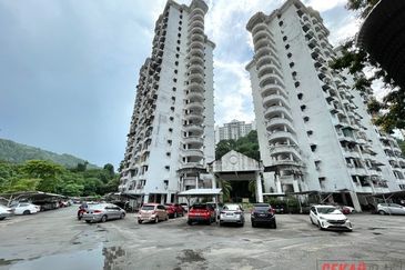 Vista Condominium