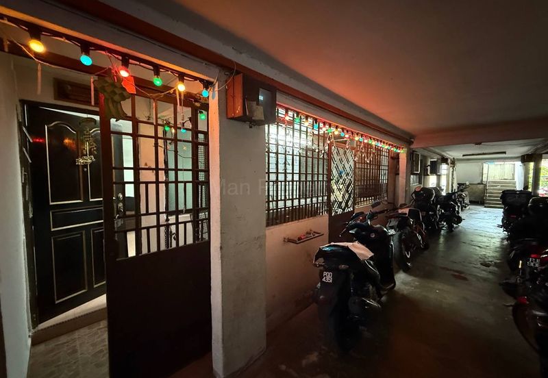 Flat Hamna, Ground Floor