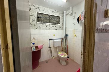 Flat Hamna, Ground Floor