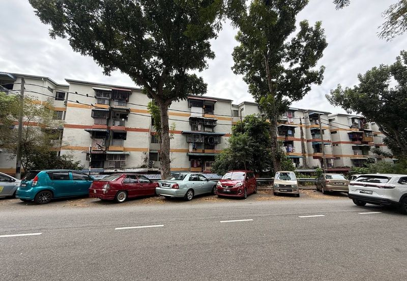 Flat Hamna, Ground Floor