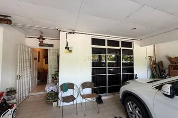 BANDAR LAGUNA MERBOK (TERES)