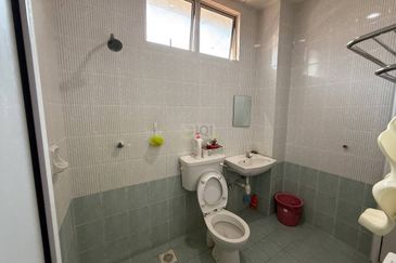 BANDAR LAGUNA MERBOK (TERES)