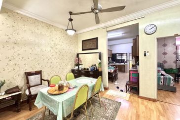 Seksyen 11, Kota Damansara