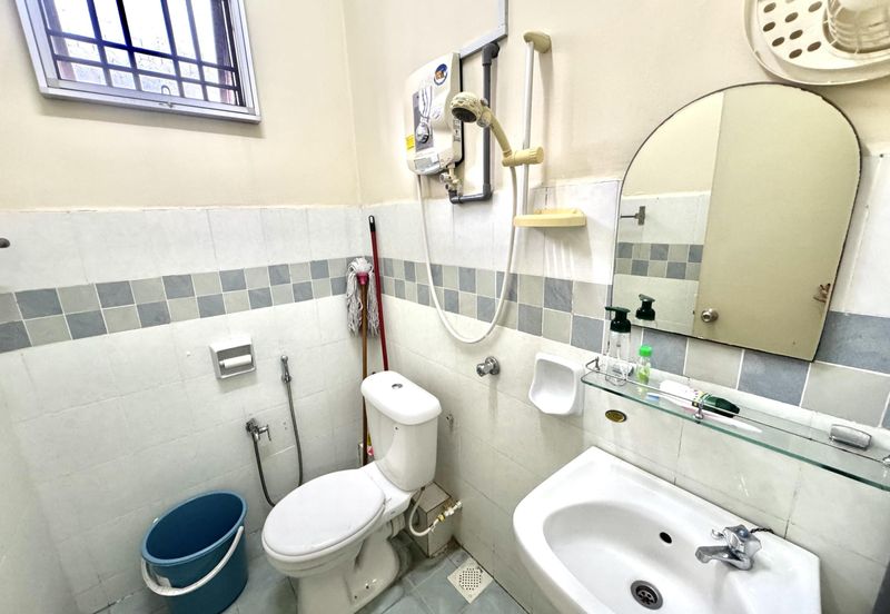 Seksyen 11, Kota Damansara