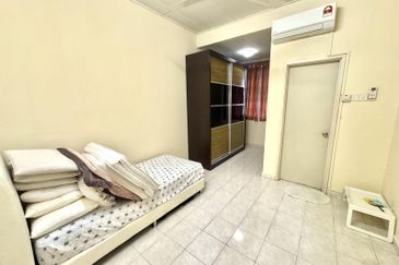 Seksyen 11, Kota Damansara