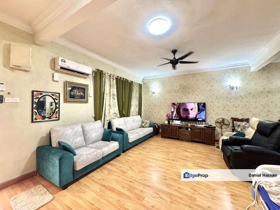 Guarded Community 2 Storey Terrace House Bayu Damansara Seksyen 11 Kota Damansara, Selangor, Kota Damansara