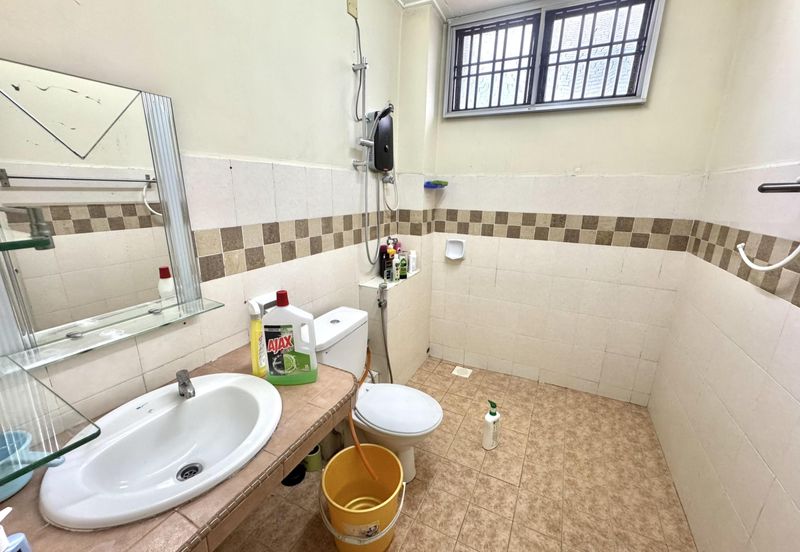 Seksyen 11, Kota Damansara