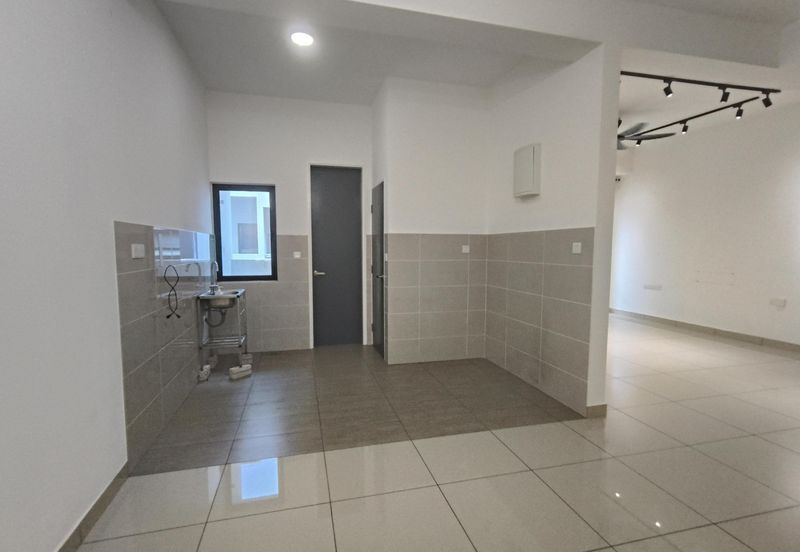 Ayden Townhouse Warisan Puteri