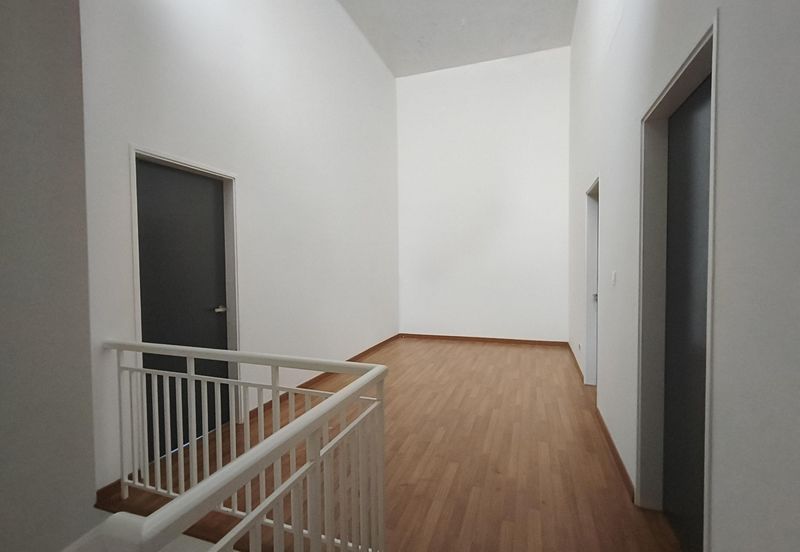 Ayden Townhouse Warisan Puteri