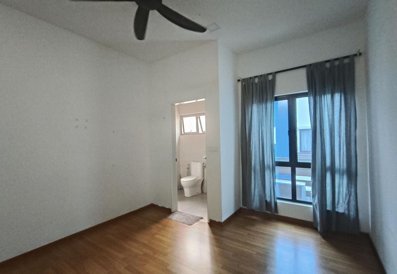 Ayden Townhouse Warisan Puteri