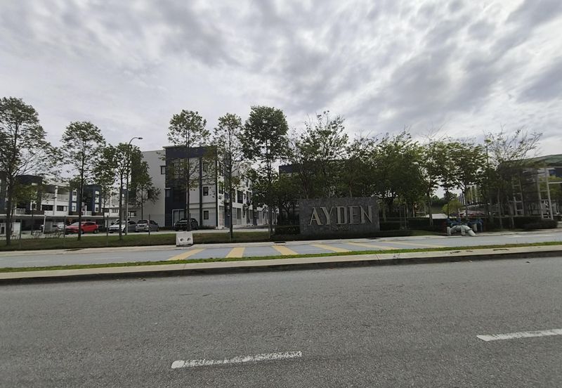 Ayden Townhouse Warisan Puteri